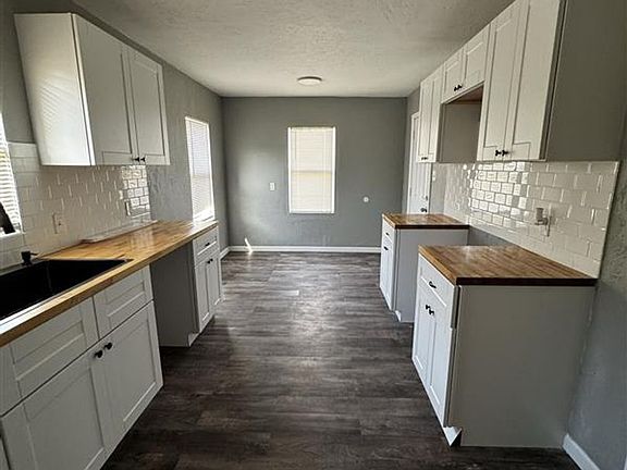3rd image of 3801 NW Bell Ave