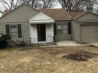 3345 Ernst St, Omaha, NE 68112