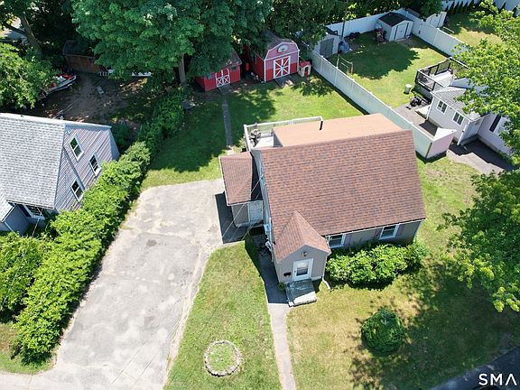 3rd image of 354 Edgewood Avenue