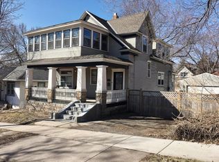 261 Deubener Pl, Saint Paul, MN 55105