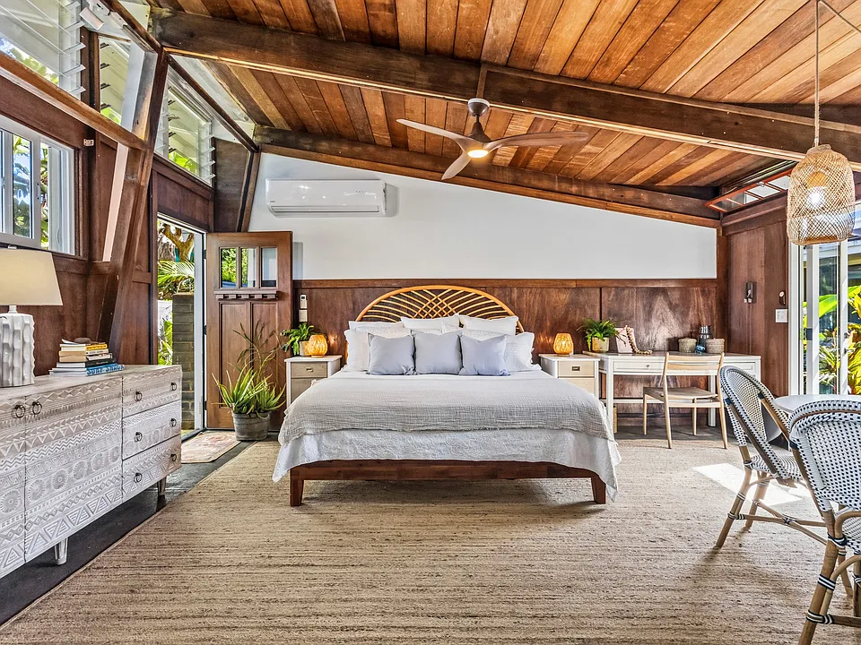 1311 Mokulua Dr