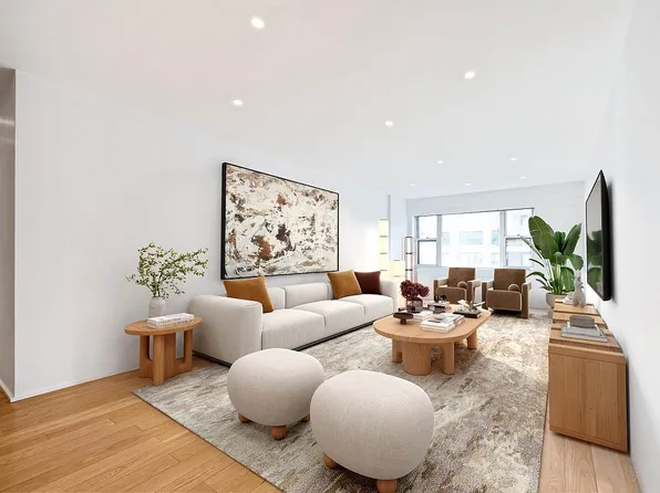 60 E 8th St APT 31A, New York, NY 10003