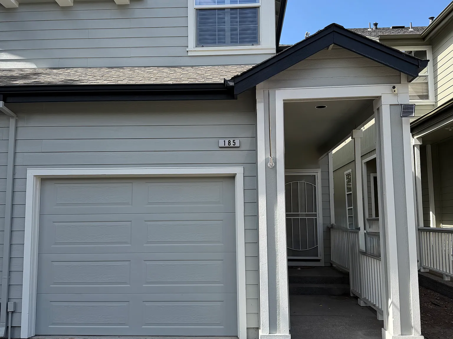 3 bed, 2.5 bath, 1200 sqft, $2,995 — Photo 2