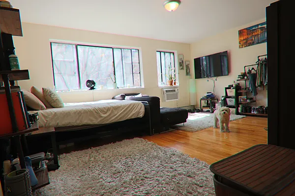 Rented by PMG Real Estate  | media 1