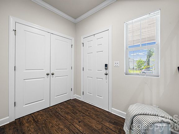 4th image of 4523 Collingham Dr