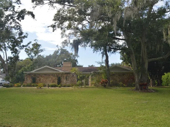 2111 Paddock Cir, Dunedin, FL 34698