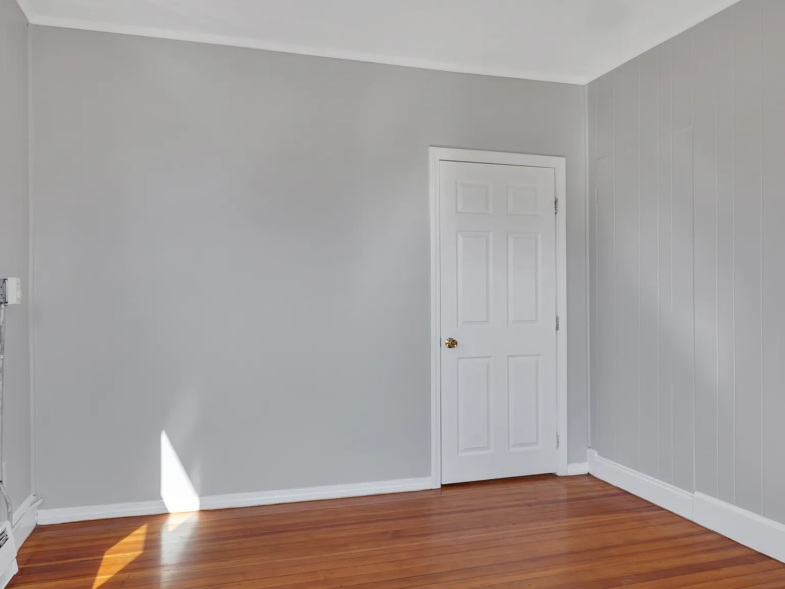3 bed, 1400 sqft, $2,100 — Photo 2