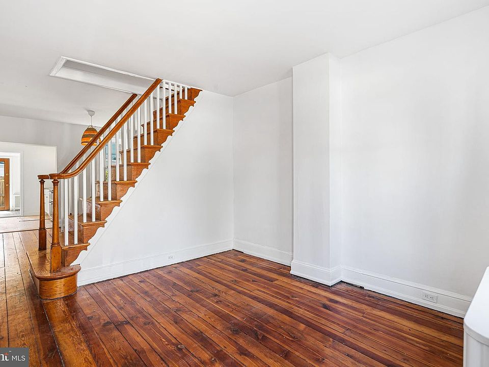 1st image of 2331 Almond St