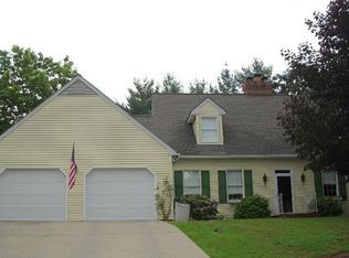 6408 Ridgeview Dr, Roanoke, VA 24019