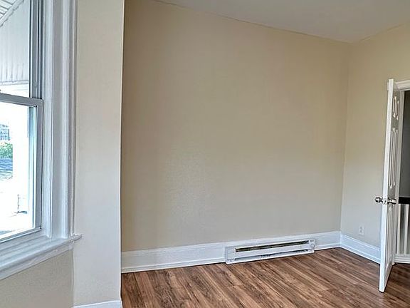 4th image of 2033 S 57th St