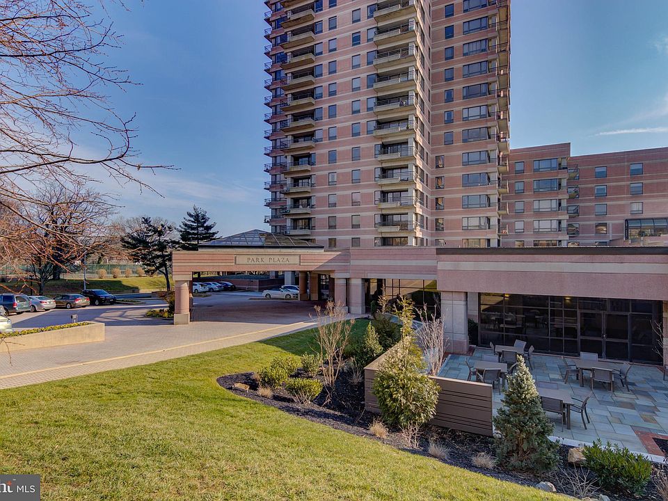 1st image of 1100 Lovering Ave APT 418