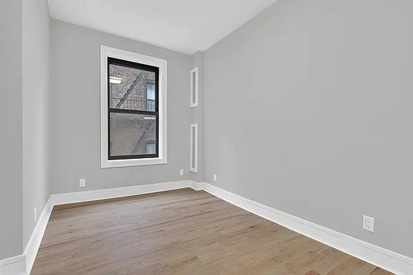 Sold by Pistilli Realty Group | media 2