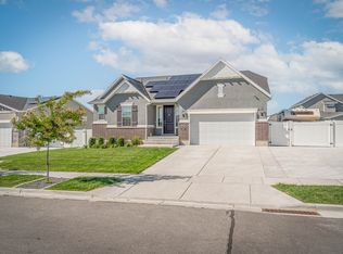 3362 W 2500 N, Clinton, UT 84015