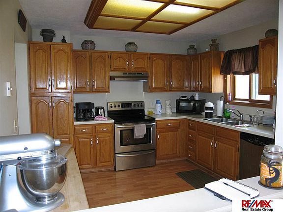 4th image of 311 Windsor Dr