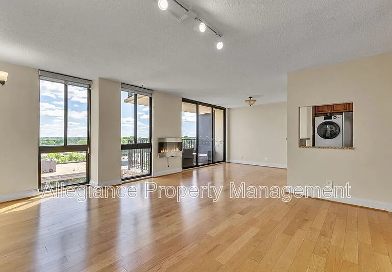 6800 Fleetwood Rd #1105 — Photo 3