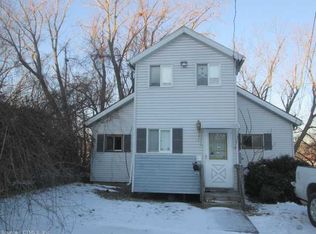 35 N River St, Enfield, CT 06082