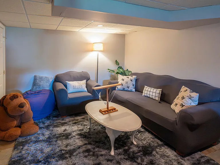 Serenity Dr — Photo 9
