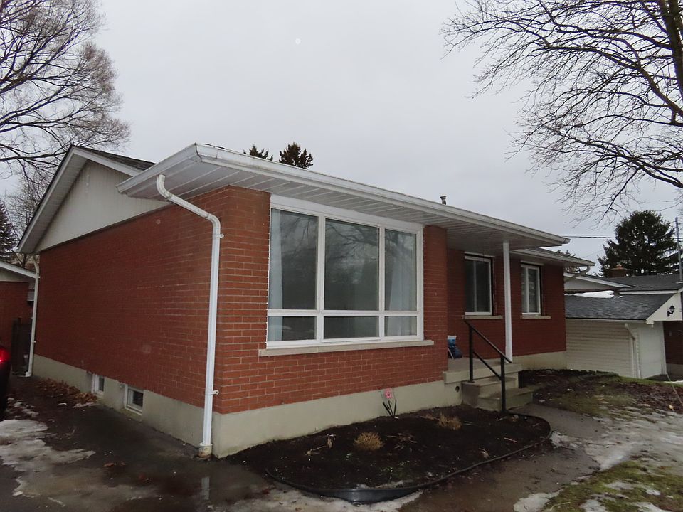 1st image of 120 Speedvale Ave W
