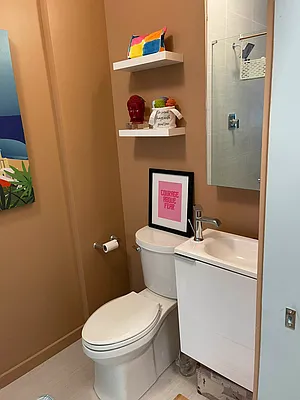 Rented by Eric Goodman Realty Corp | media 10