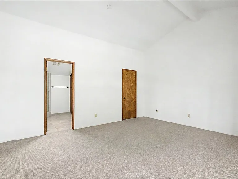 214 Topaz St — Photo 14