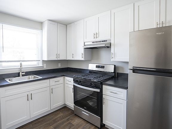 Newly Renovated Kitchen