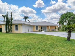 703 Meyer Dr, Naples, FL 34120