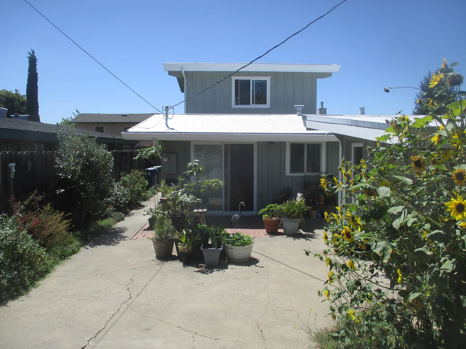 4635 Mira Loma St photo 1