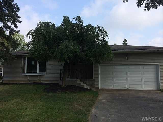 1st image of 50 Forest Dr