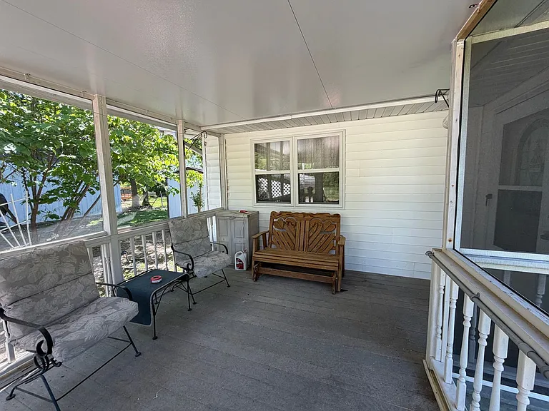 713 Dublin Ln — Photo 6