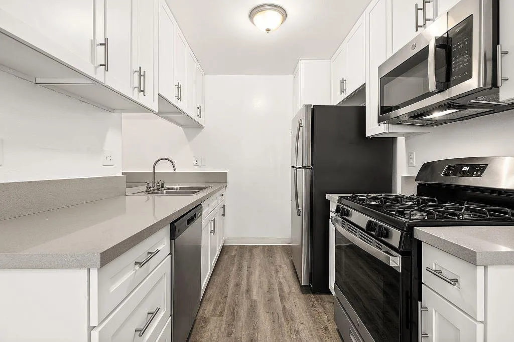 Casa De Marina Apartments — Photo 4