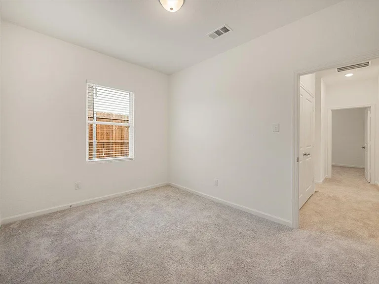617 Delaware Ave — Photo 18