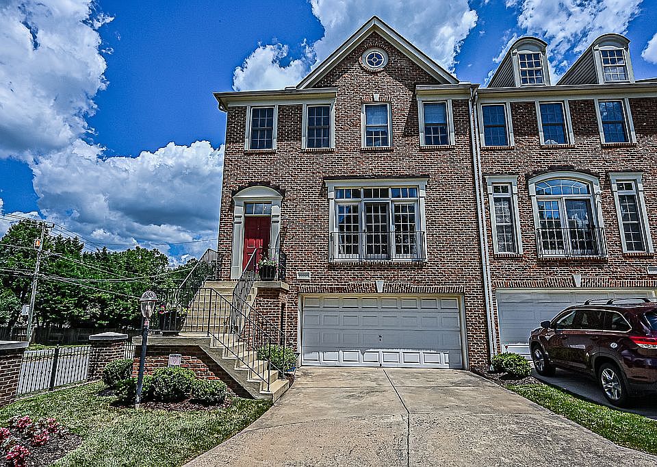 1st image of 10005 Blake Ln