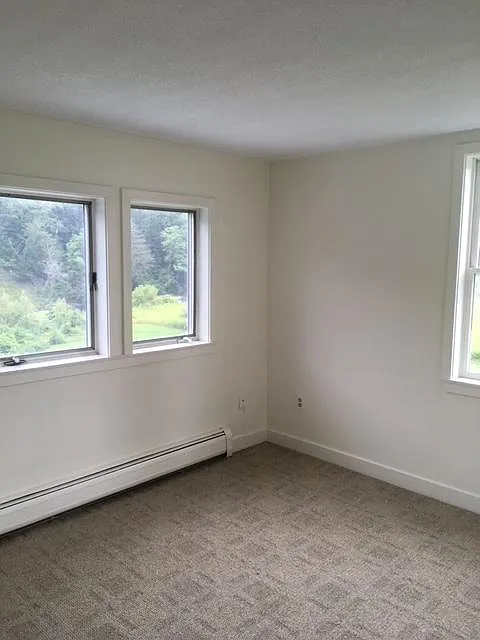 2 bed, 1100 sqft, $2,300 — Photo 3