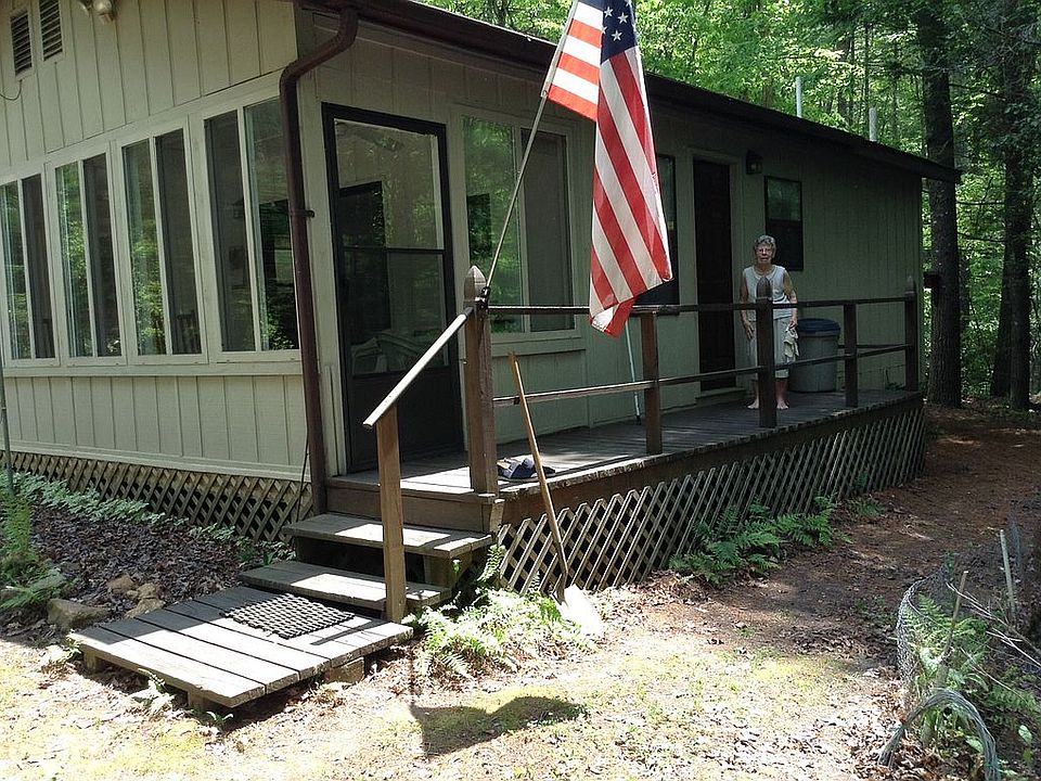 2nd image of 914 Hedden Rd