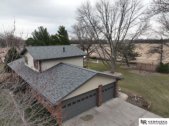 2nd image of 1715 County Road J