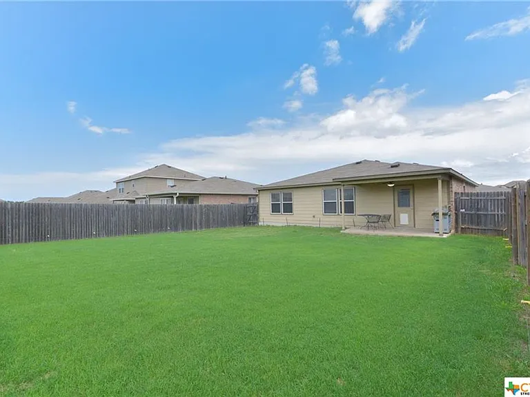 5722 Stanford Dr — Photo 25