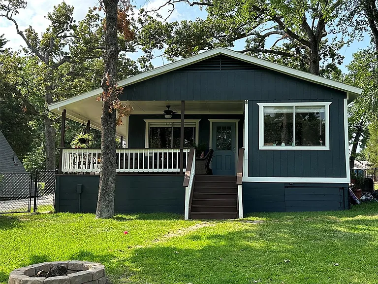 1813 Oak Shore Dr — Photo 2