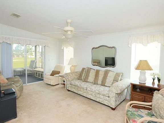 2nd image of 413 Egret Cir
