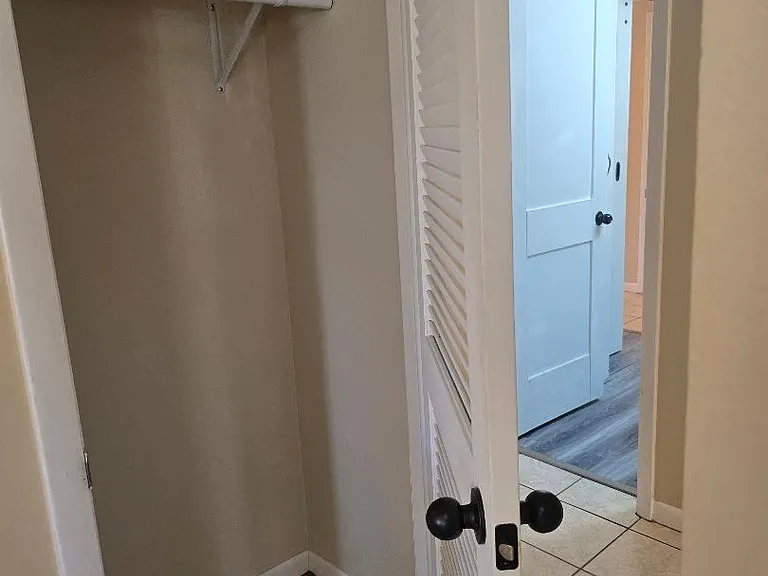 777 Robin Ave — Photo 6