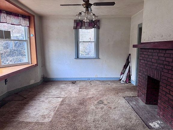 4th image of 115 Copperfield Ave