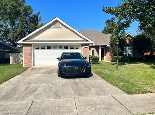 2230 Cresting Ct, Mobile, AL 36695