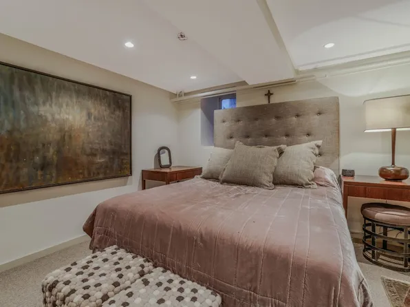 155 West 15th Street image 20 of 22