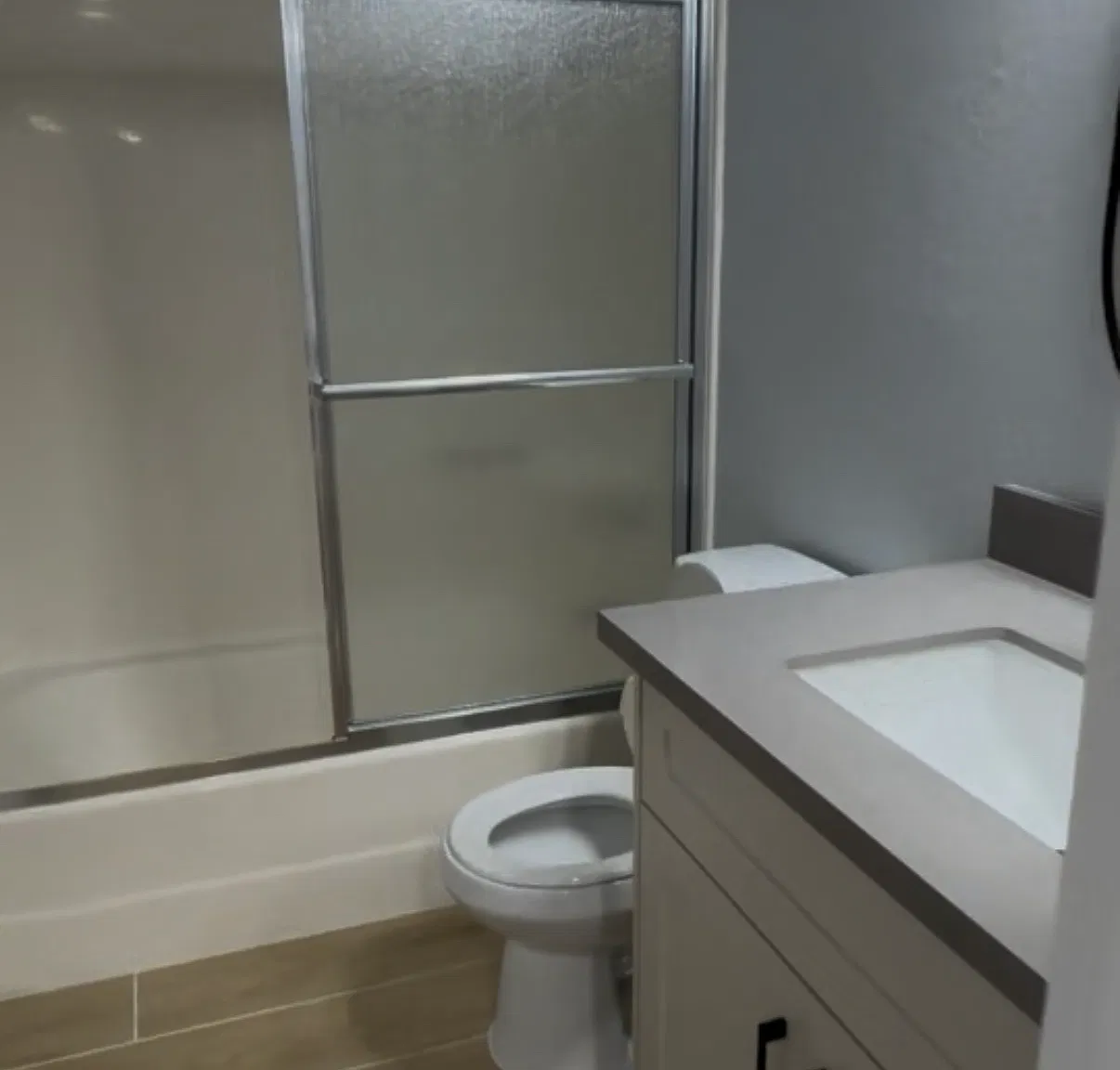 3 bed, 1110 sqft, $2,500 — Photo 4