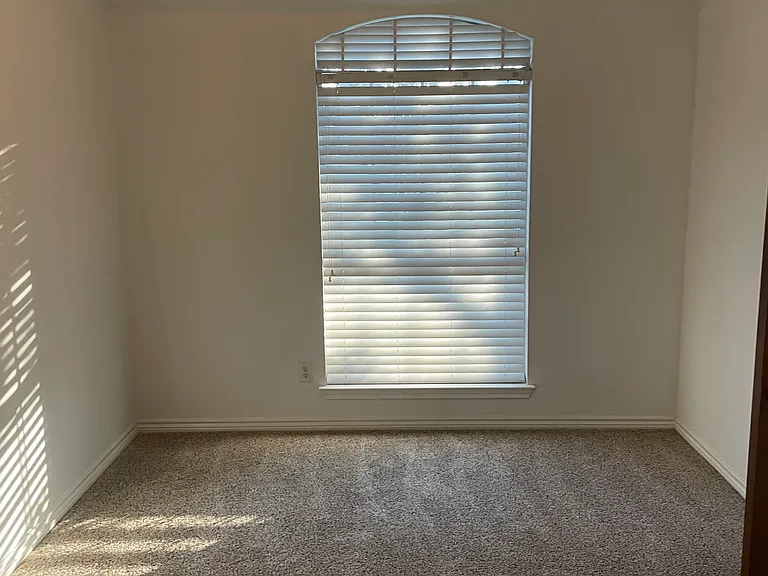 5304 Kathryn Dr — Photo 12