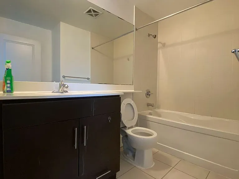 30 Herons Hill Way #1904 — Photo 6