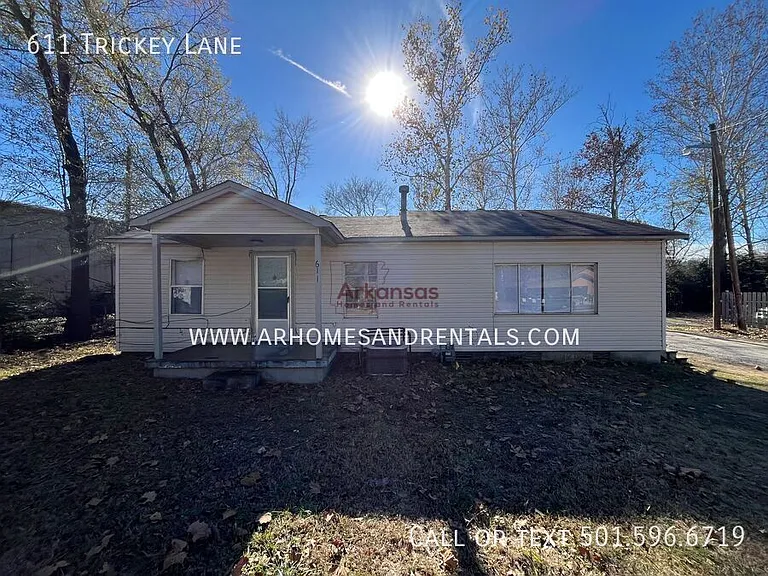 611 Trickey Ln — Photo 1