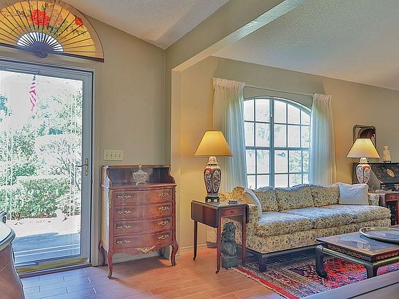 4th image of 2891 Arbour Trail Ct