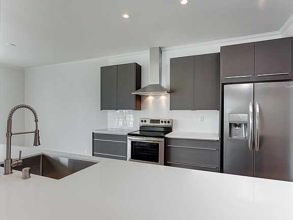 5th image of 12320 Montana Ave APT 203