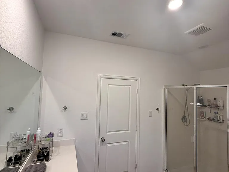 5323 Winding Stream Dr — Photo 10