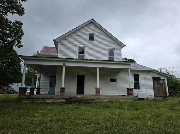 101 Slayden Ave, Waverly, TN 37185